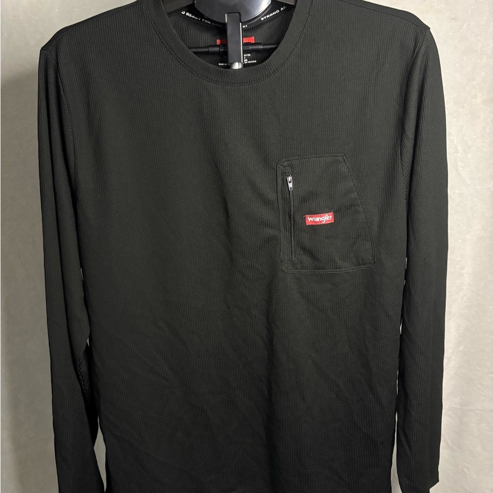 Wrangler Mens Workwear Pen Pocket T-Shirt Black Long Sleeve Crew Relaxed